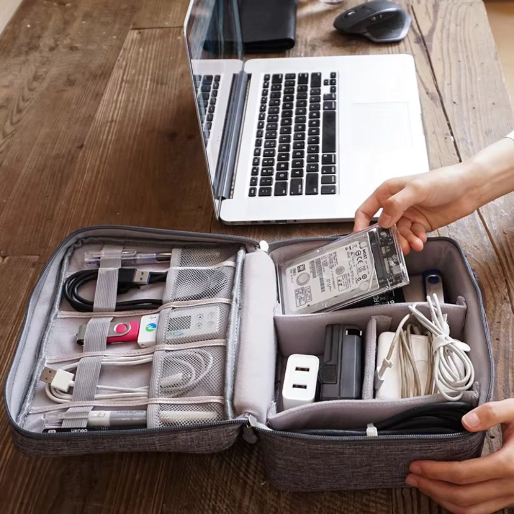 All-in-One Electronic Accessories Organizer – Compact Travel Cable Storage Bag